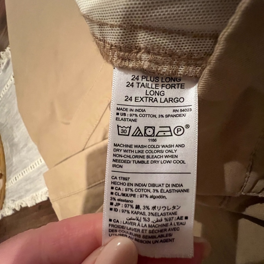 Old Navy Women's Tan khaki chino pants size 24, pixie mid-rise, NWT, plus long - Picture 5 of 9